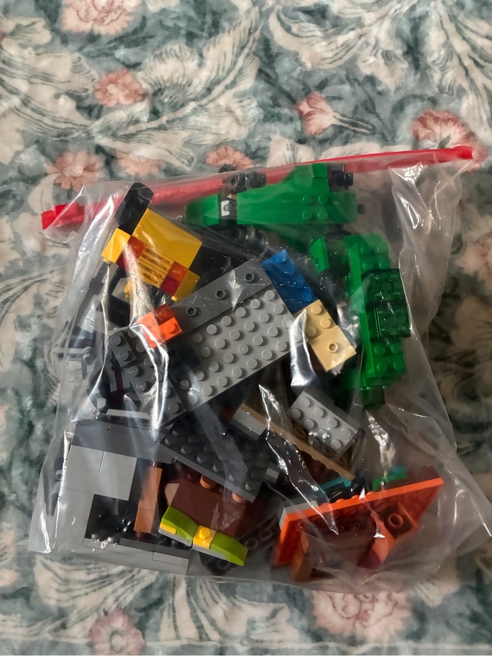 Lego Minecraft assorted sets - Picture 2 of 2